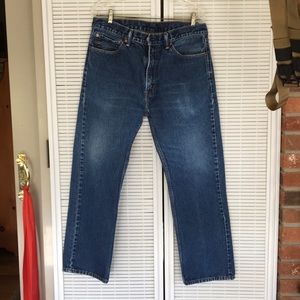 Men’s Levi blue jeans